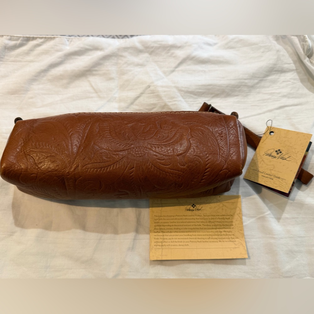 Patricia Nash Isla Oblong Cognac Case